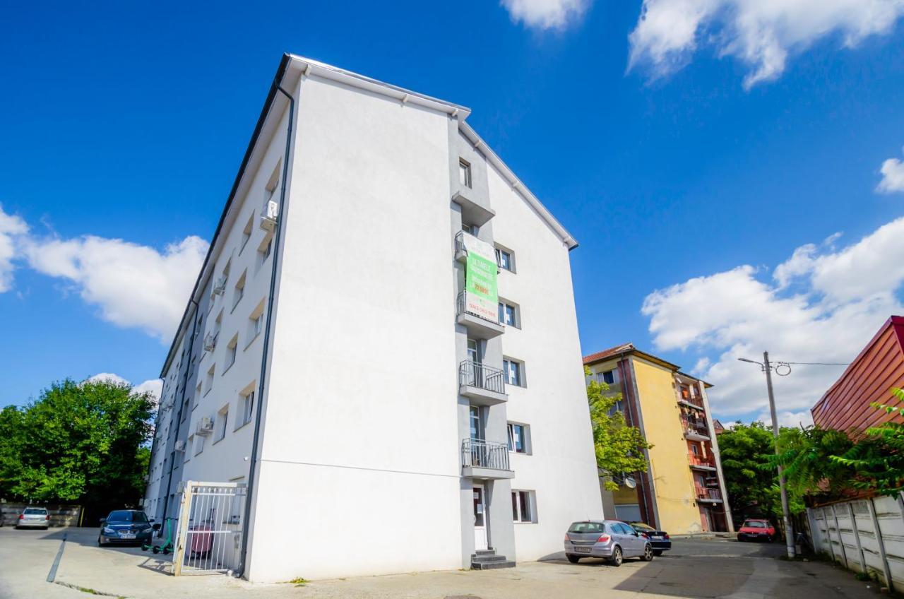 Apartament Cu O Camera Arad Eksteriør bilde